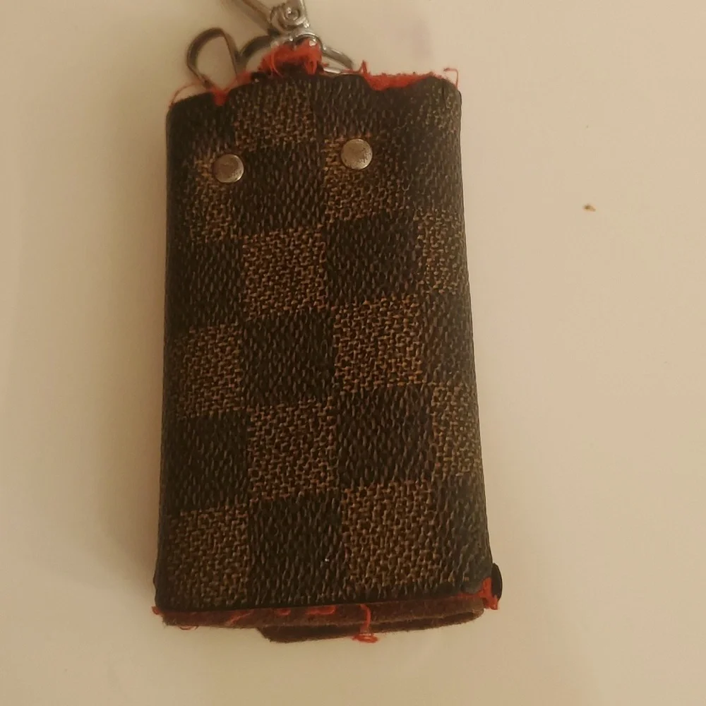 Key holder - Picture 2 of 9